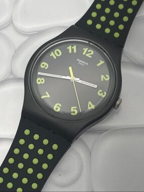 Swatch Watch - SUOB147 - PUNTI GIALLI